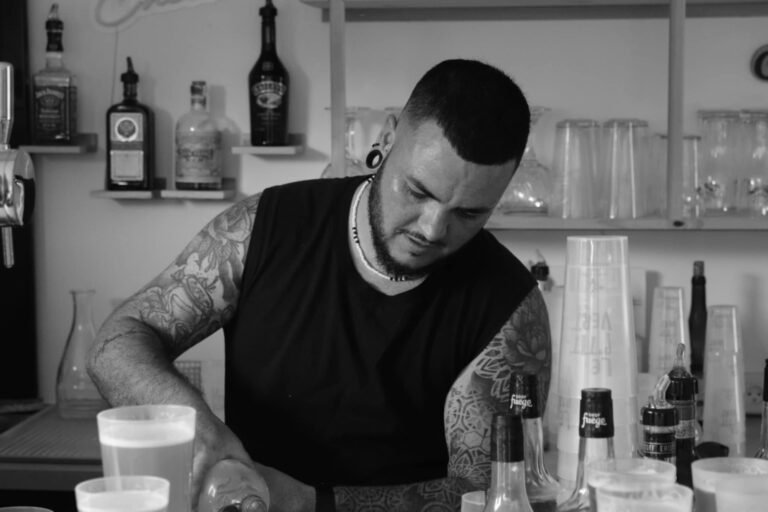 fdf94250-7994-4448-8c41-534963815827_1